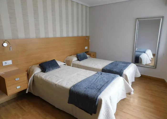 Hostal Crisol X Liste Station A Coruña